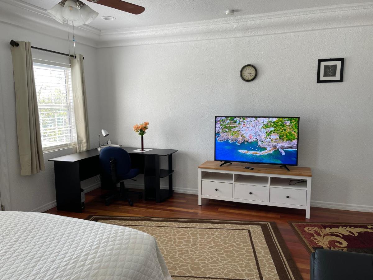 2 Bedroom Apartment Auburndale Exterior foto