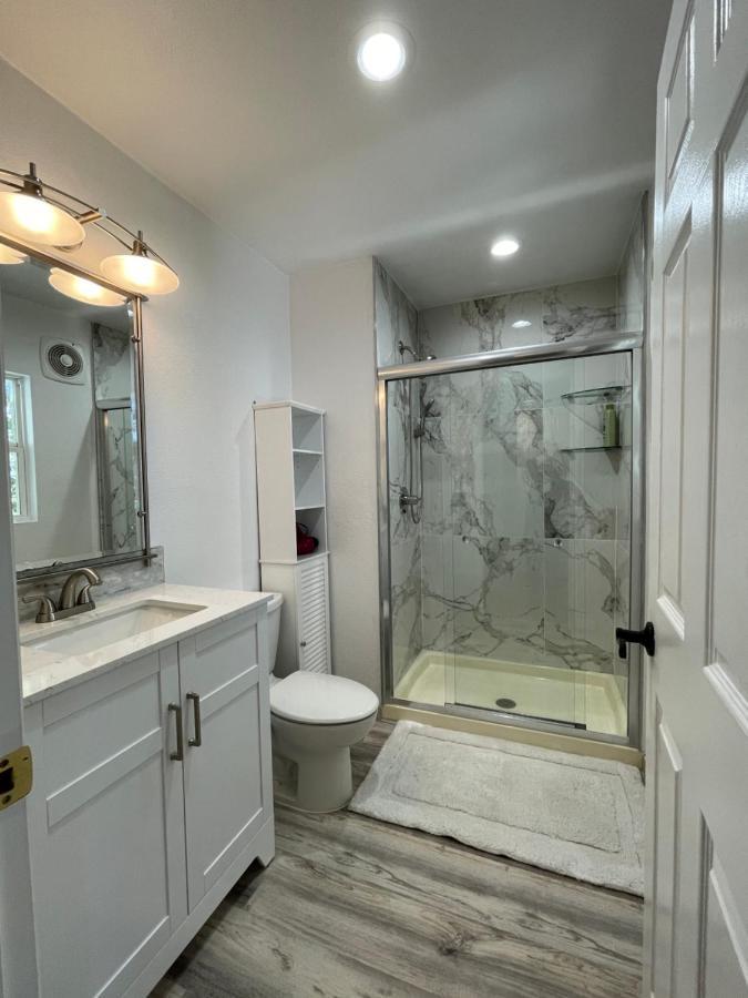 2 Bedroom Apartment Auburndale Exterior foto
